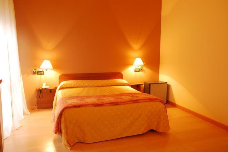 Nuovo Hotel Vigevano Extérieur photo