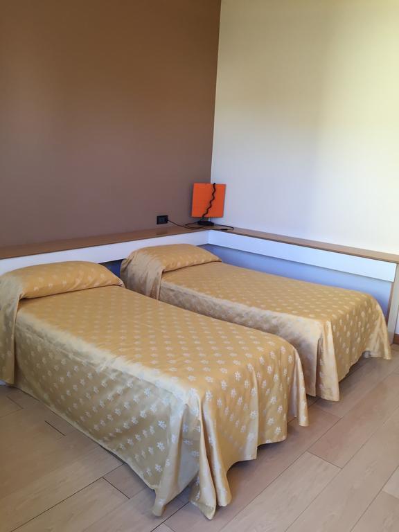 Nuovo Hotel Vigevano Extérieur photo